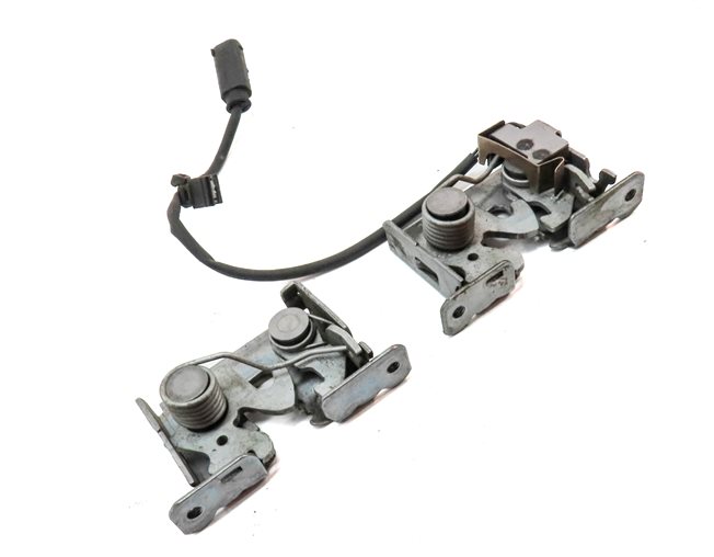 Thumbnail 3: 2013 BMW X5 (E70) FRONT HOOD BONNET LID CATCH LOCK LATCH SET/2
