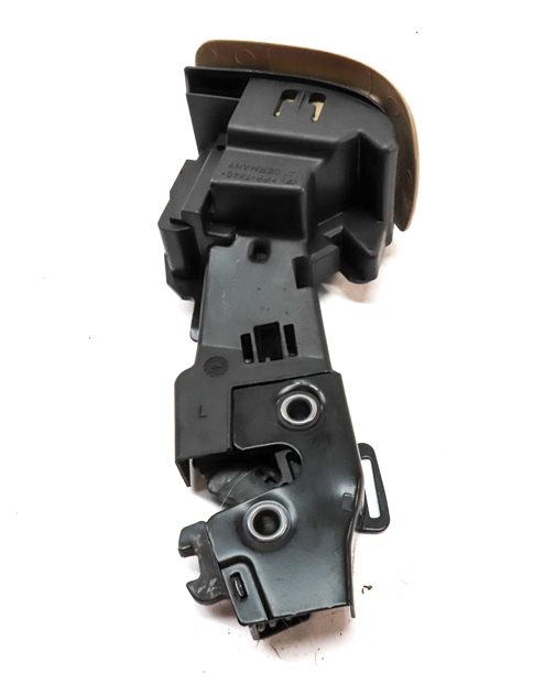 Thumbnail 5: 2013 BMW X5 (E70) REAR LEFT FOLDING SEAT BACK RELEASE HANDLE LATCH (BEIGE)
