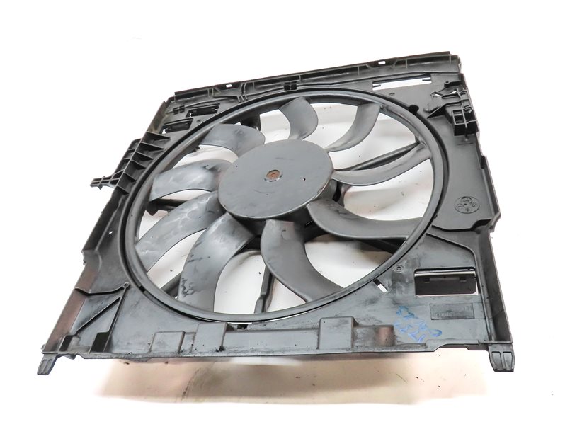 Thumbnail 2: 2009-2014 BMW X5 X6 (E70 E71) 3.0L N55 TURBO / 3.0L DIESEL COOLING FAN 850 WATT