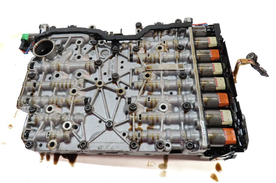 Thumbnail 5: 2013-2014 BMW X5 X6 (E70 E71) 3.0L ENGINE AUTOMATIC TRANSMISSION VALVE BODY