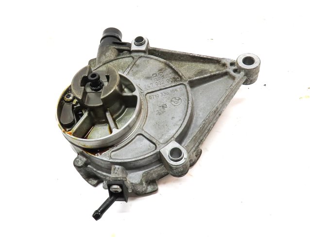 Thumbnail 2: 12-14 BMW 328i 528i X1 X3 Z4 (F30 F10 E84 F25 E89) 2.0L TURBO BRAKE VACUUM PUMP