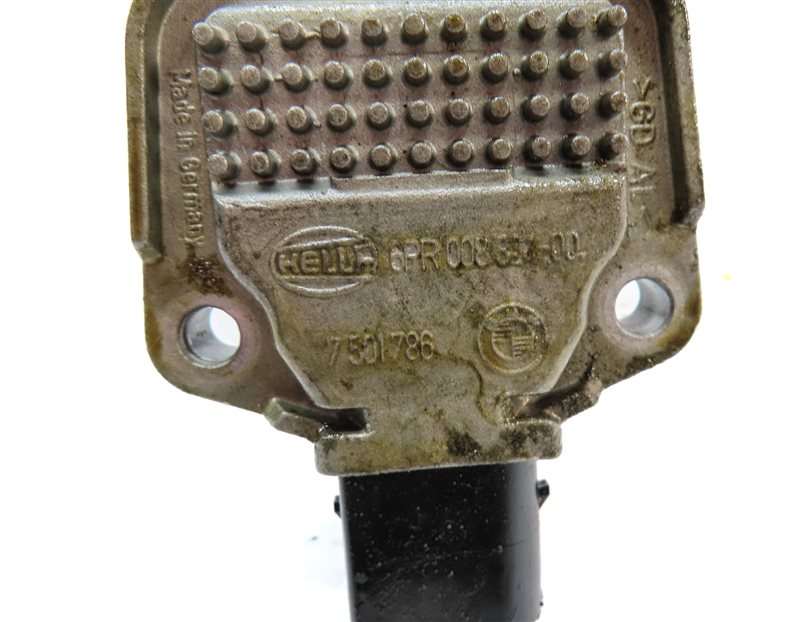 Thumbnail 6: 2014 BMW X1 (E84) 2.0L (N20) ENGINE MOTOR OIL FLUID LEVEL SENSOR MODULE