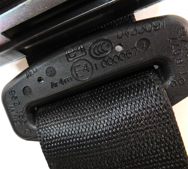 Thumbnail 5: 2014 BMW X1 (E84) REAR LEFT SEAT SEATBELT BELT RETRACTOR (Black)