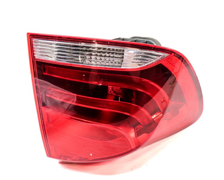 Thumbnail 3: 2012-2015 BMW X1 (E84) LEFT DRIVER REAR OUTER TAILLIGHT BRAKE LIGHT LAMP