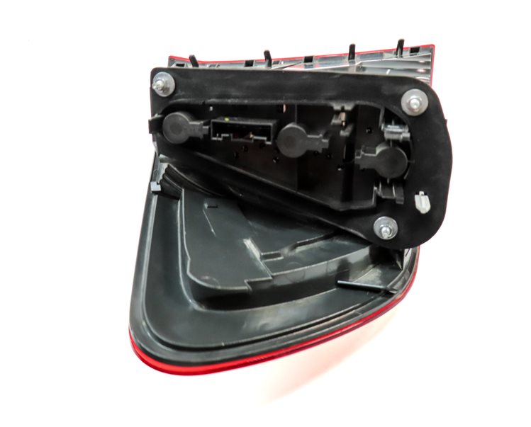 Thumbnail 4: 2012-2015 BMW X1 (E84) RIGHT PASSENGER REAR OUTER TAILLIGHT BRAKE LIGHT LAMP