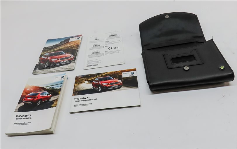 Thumbnail 2: 2014 BMW X1 (E84) 2.0L (N20) ENGINE OWNER'S MANUAL BOOKLET SET w/CASE