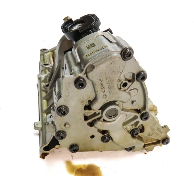 Thumbnail 4: 2014 BMW X1 (E84) 2.0L (N20) ENGINE MOTOR OIL FLUID PUMP