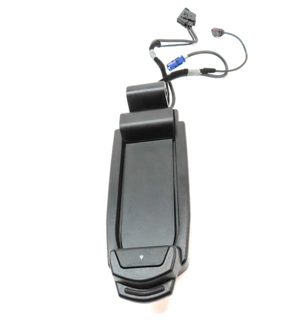 Thumbnail 2: 2014 BMW X1 (E84) CENTER CONSOLE CELL PHONE CRADLE DOCK w/CHARGER