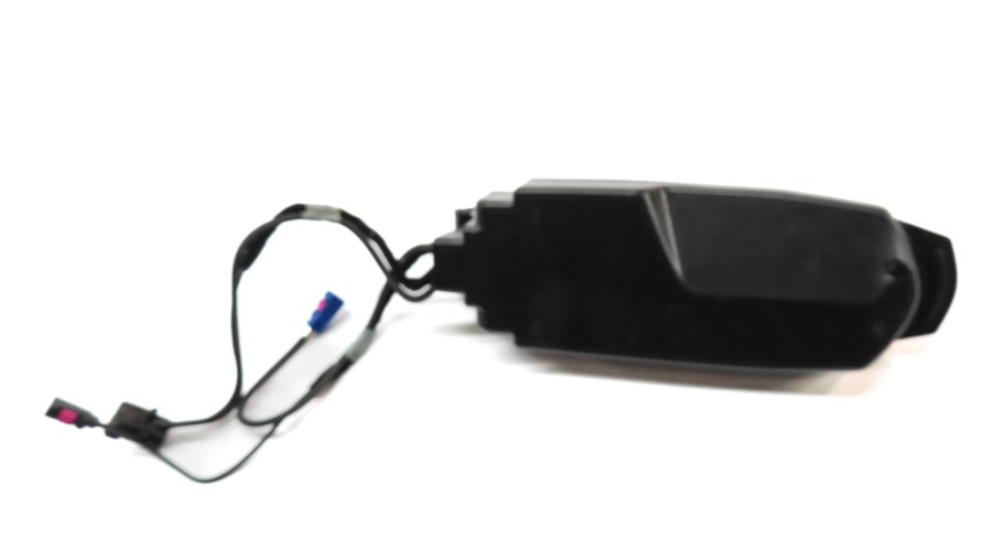 Thumbnail 6: 2014 BMW X1 (E84) CENTER CONSOLE CELL PHONE CRADLE DOCK w/CHARGER