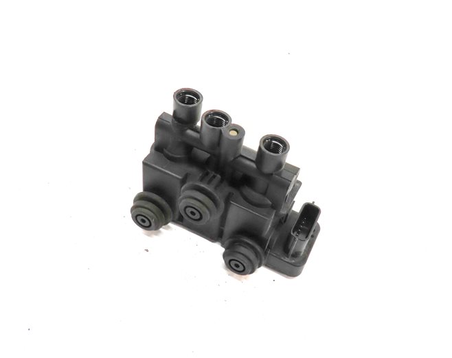 2015 RANGE ROVER SPORT (L494) AIR SUSPENSION LEVELING SOLENOID VALVE BLOCK