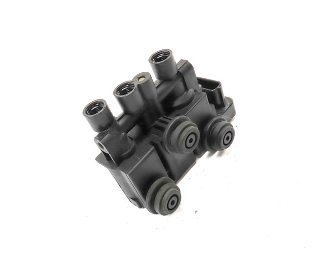 Thumbnail 3: 2015 RANGE ROVER SPORT (L494) AIR SUSPENSION LEVELING SOLENOID VALVE BLOCK