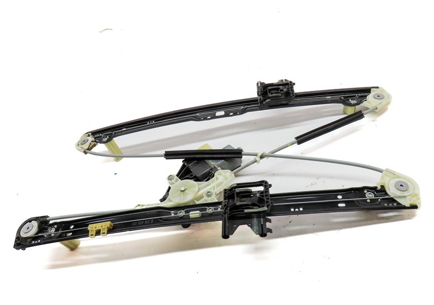 Thumbnail 3: 2014-2020 RANGE ROVER SPORT (L494) REAR RIGHT DOOR WINDOW REGULATOR w/ MOTOR