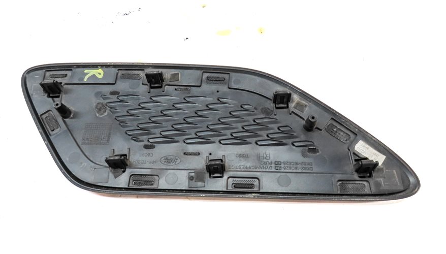 Thumbnail 4: 15 RANGE ROVER SPORT (L494) FRONT RIGHT PASSENGER HOOD VENT GRILLE TRIM (BLACK)