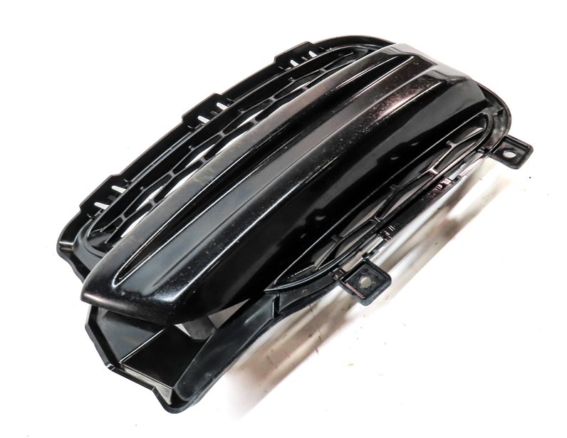 Thumbnail 3: 2014-2017 RANGE ROVER SPORT (L494) LEFT FRONT DRIVER FOGLIGHT GRILLE TRIM