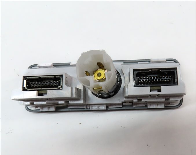 Thumbnail 5: 2015 RANGE ROVER SPORT (L494) AUX AUXILIARY IN USB 12V POWER OUTLET SOCKET PANEL
