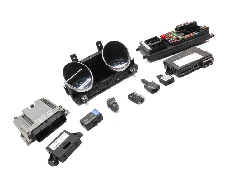 Thumbnail 4: 15 RANGE ROVER SPORT (L493) 3.0L SUPERCHARGED ENGINE IMMOBILIZER MODULE KEY SET