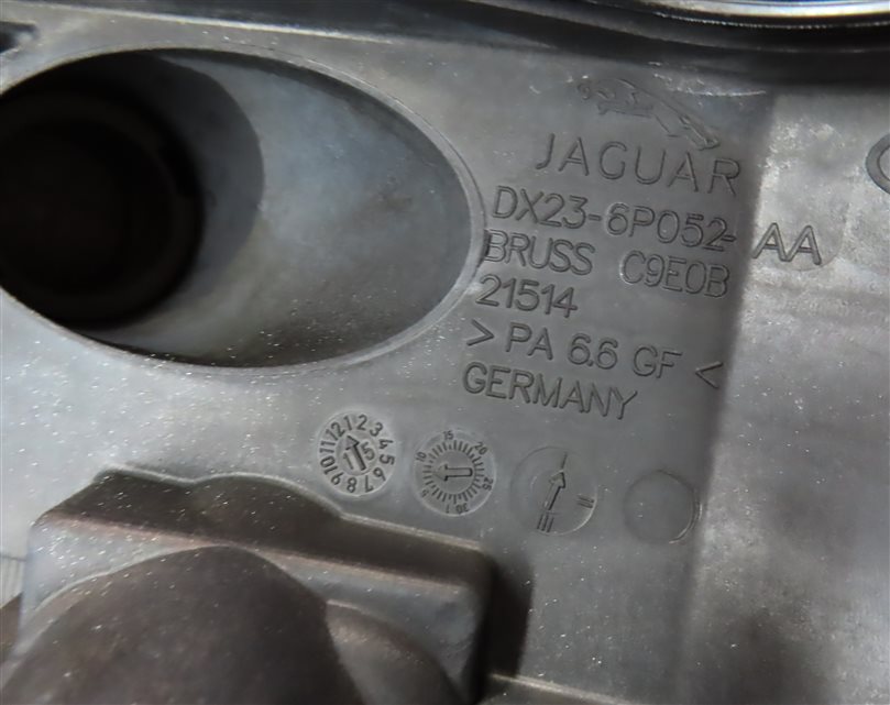 Thumbnail 6: 14-17 LR4 RANGE ROVER SPORT DISCOVERY (L405 L494 L462) 3.0L RIGHT VALVE COVER