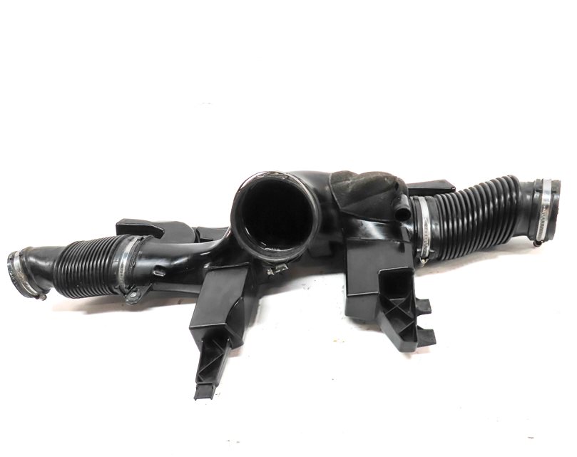 Thumbnail 2: 2015 RANGE ROVER SPORT (L494) 3.0L SUPER ENGINE AIR INTAKE RESONATOR PIPE
