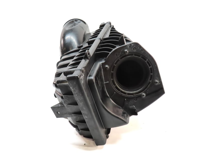 Thumbnail 6: 15-19 ROVER SPORT DISCOVERY L405 L462 L494 3.0L ENGINE RIGHT AIR FILTER BOX