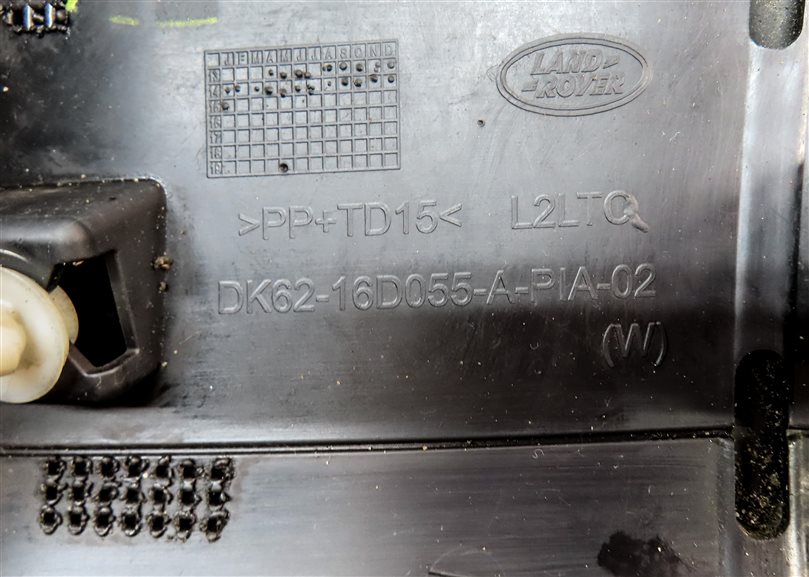 Thumbnail 6: 2015 RANGE ROVER SPORT (L494) FRONT LEFT DRIVER LOWER FENDER TRIM MOULDING