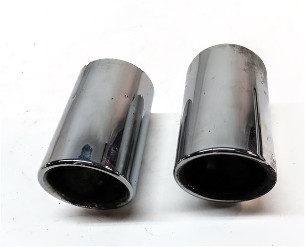 Thumbnail 4: 17-24 BMW 228i X1 F22 F48 REAR MUFFLER EXHAUST PIPE TIP SET/2 (CHROME)