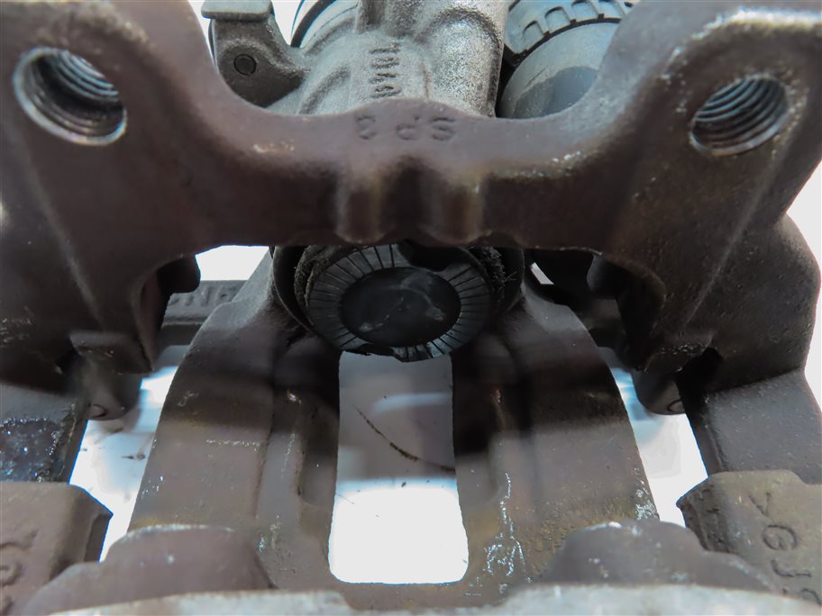 Thumbnail 7: 2016-2021 MINI COUNTRYMAN BMW X1 X2 228i (F39 F45 F48) LEFT REAR BRAKE CALIPER