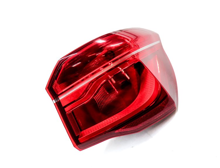 Thumbnail 4: 2016-2021 BMW X1 (F48) REAR RIGHT PASSENGER OUTER TAILLIGHT BRAKE LIGHT LAMP