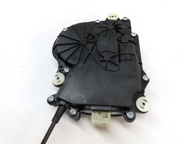 Thumbnail 5: 2012 BMW 750XI (F02) REAR TRUNK HATCH LID SOFT CLOSE ACTUATOR MOTOR