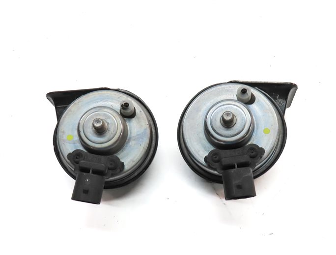 Thumbnail 4: 2011-2012 BMW 740i 750i 760i (F01 F02) HIGH & LOW NOTE TONE HORN SET-2