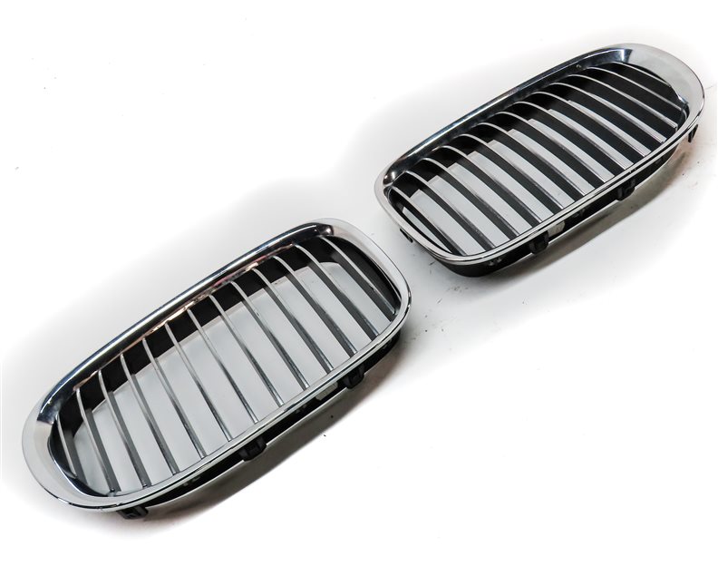 Thumbnail 3: 2009-2012 BMW 740i 750i 760i B7 (F01) FRONT LEFT & RIGHT UPPER HOOD GRILLE SET/2