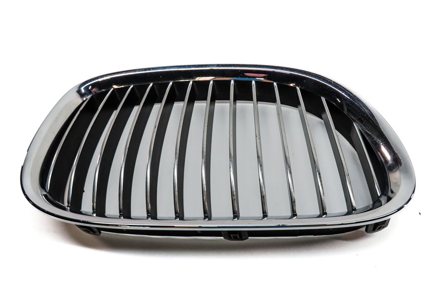 Thumbnail 5: 2009-2012 BMW 740i 750i 760i B7 (F01) FRONT LEFT & RIGHT UPPER HOOD GRILLE SET/2