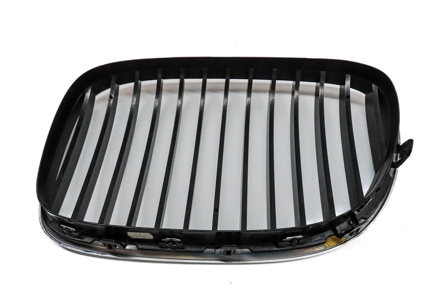 Thumbnail 6: 2009-2012 BMW 740i 750i 760i B7 (F01) FRONT LEFT & RIGHT UPPER HOOD GRILLE SET/2