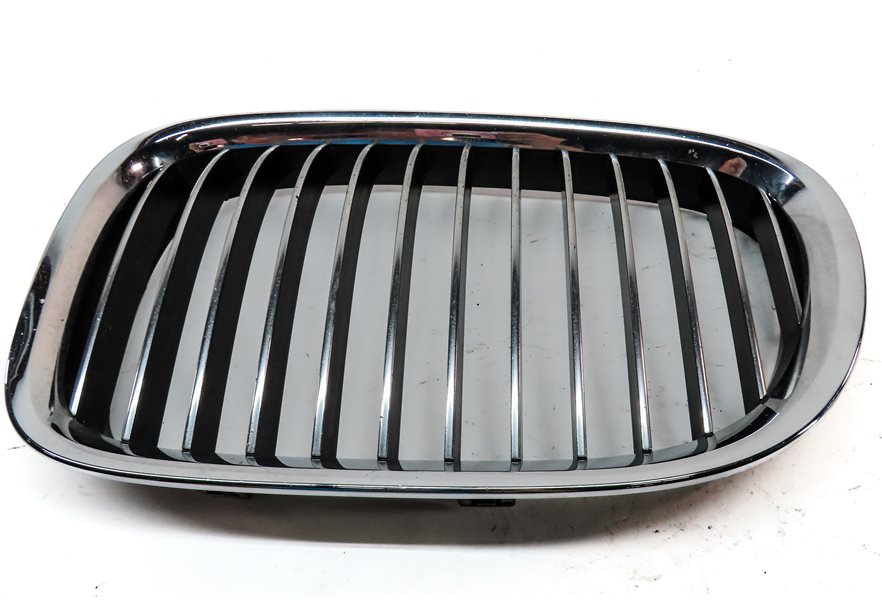 Thumbnail 7: 2009-2012 BMW 740i 750i 760i B7 (F01) FRONT LEFT & RIGHT UPPER HOOD GRILLE SET/2