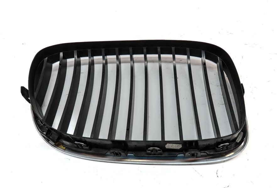 Thumbnail 9: 2009-2012 BMW 740i 750i 760i B7 (F01) FRONT LEFT & RIGHT UPPER HOOD GRILLE SET/2