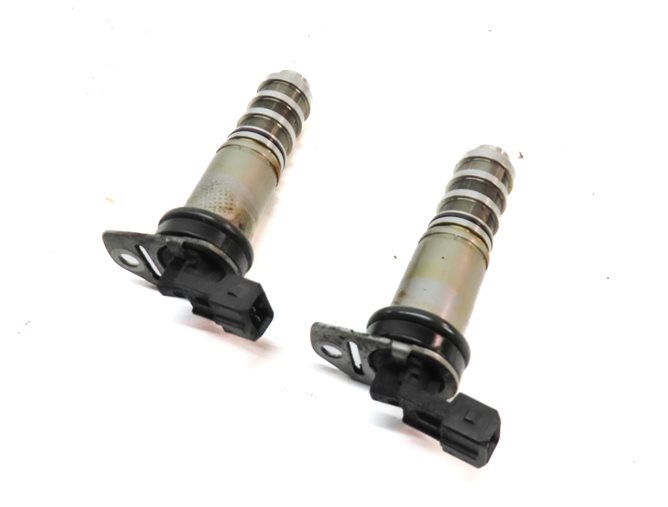 2012 BMW 750XI (F02) 4.4L (N63) ENGINE VVT VARIABLE VALVE TIMING SOLENOID SET/2