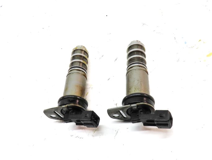 Thumbnail 2: 2012 BMW 750XI (F02) 4.4L (N63) ENGINE VVT VARIABLE VALVE TIMING SOLENOID SET/2