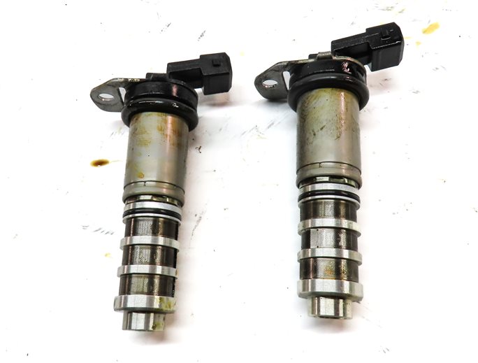 Thumbnail 4: 2012 BMW 750XI (F02) 4.4L (N63) ENGINE VVT VARIABLE VALVE TIMING SOLENOID SET/2
