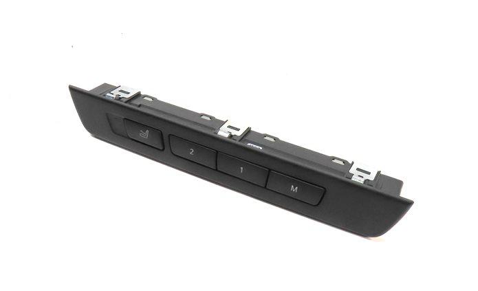 Thumbnail 1: 2012 BMW 750XI (F02) FRONT RIGHT PASSENGER MEMORY MASSAGE SEAT CONTROL SWITCH