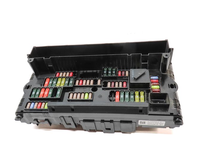 Thumbnail 2: 2012 BMW 5 6 7 SERIES F01 F10 F12 FRONT POWER DISTRIBUTION FUSE RELAY MODULE