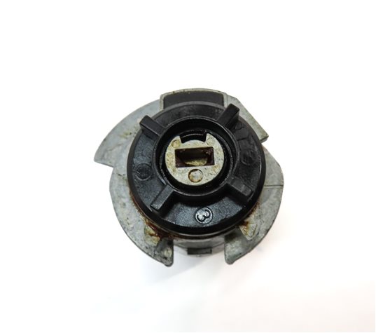 Thumbnail 7: 2012 BMW 750XI (F02) FRONT DRIVER DOOR TRUNK LOCK CYLINDER SET w/ 2 KEYS