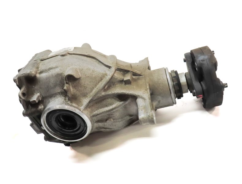 Thumbnail 2: 2012 BMW 750i F01 4.4L TWIN TURBO REAR DIFFERENTIAL DIFF 3.46 RATIO