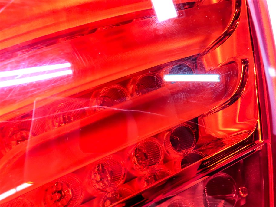 Thumbnail 8: 09-12 BMW 7 SERIES (F01) REAR RIGHT PASSENGER OUTER TAILLIGHT BRAKE LIGHT LAMP