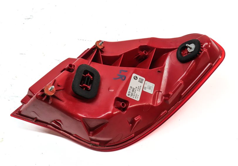 Thumbnail 5: 2009-2012 BMW 7 SERIES (F01) LEFT DRIVER REAR OUTER TAILLIGHT BRAKE LIGHT LAMP