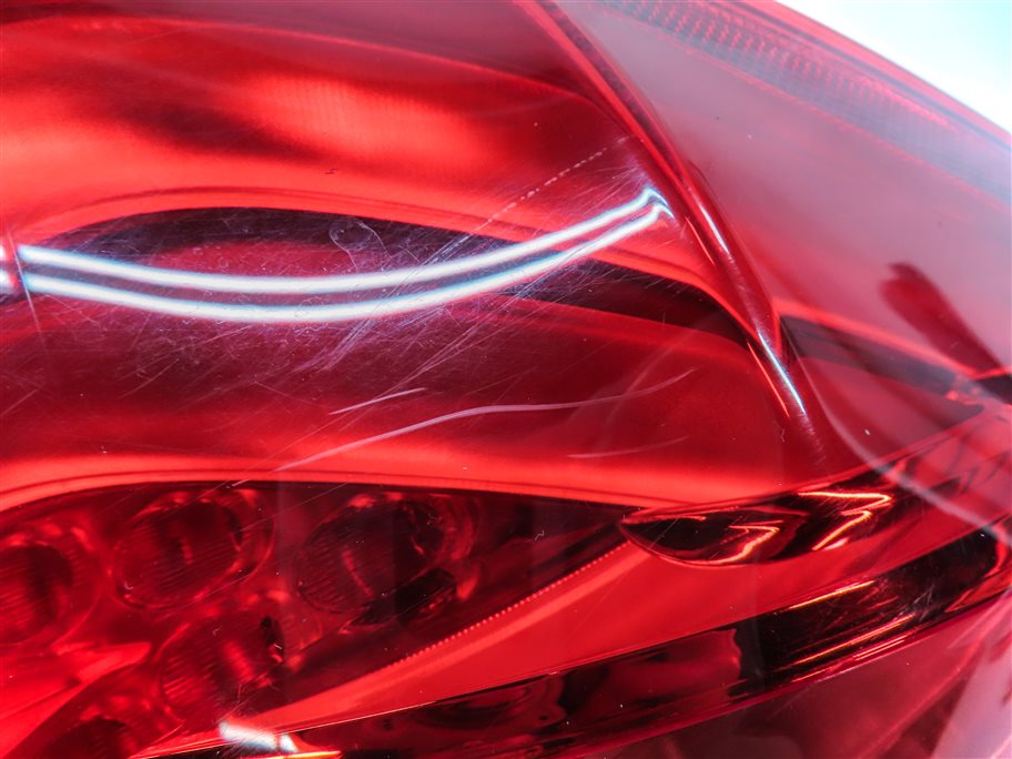 Thumbnail 8: 2009-2012 BMW 7 SERIES (F01) LEFT DRIVER REAR OUTER TAILLIGHT BRAKE LIGHT LAMP