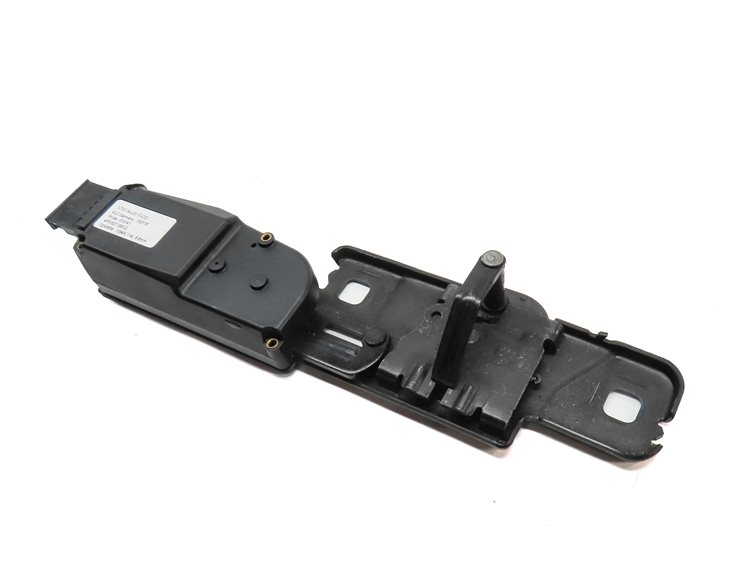 2015 AUDI SQ5 (B8 8R) REAR TRUNK TAILGATE HATCH LID LOCK LATCH STRIKER PLATE