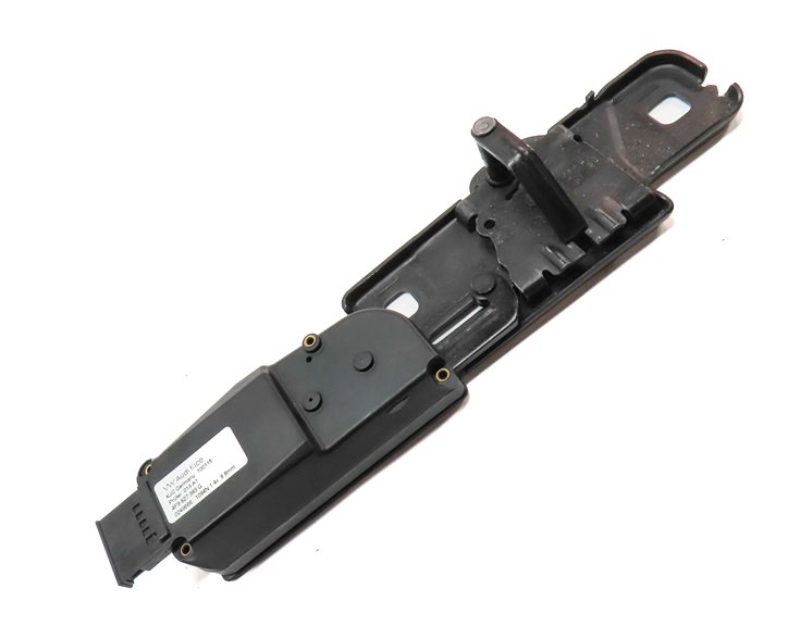 Thumbnail 3: 2015 AUDI SQ5 (B8 8R) REAR TRUNK TAILGATE HATCH LID LOCK LATCH STRIKER PLATE