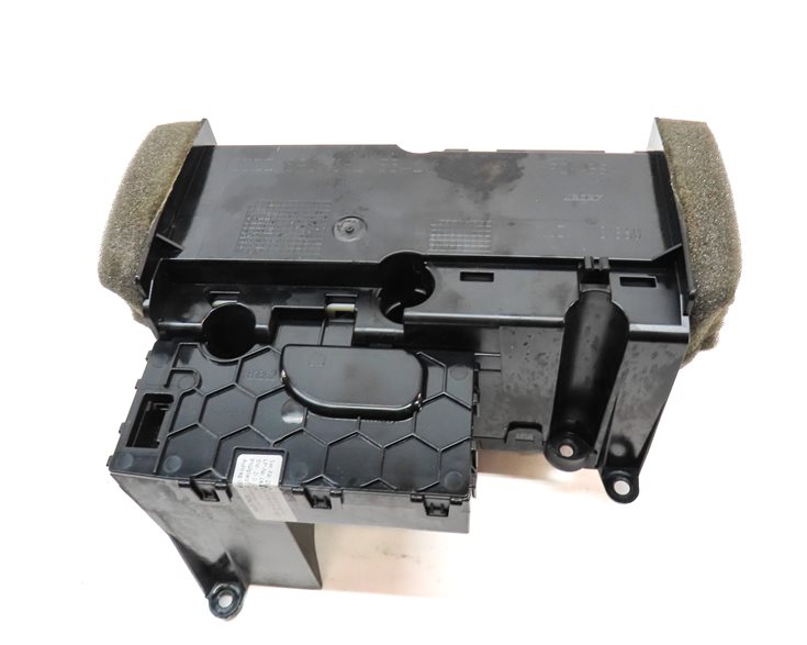 Thumbnail 6: 2015 AUDI SQ5 (B8 8R) FRONT CENTER CONSOLE HEATED COOLED CUPHOLDER ASSEMBLY