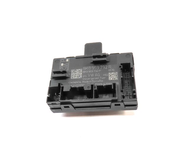 Thumbnail 2: 2015 AUDI SQ5 (B8 8R) FRONT RIGHT PASSENGER DOOR CONTROL MODULE
