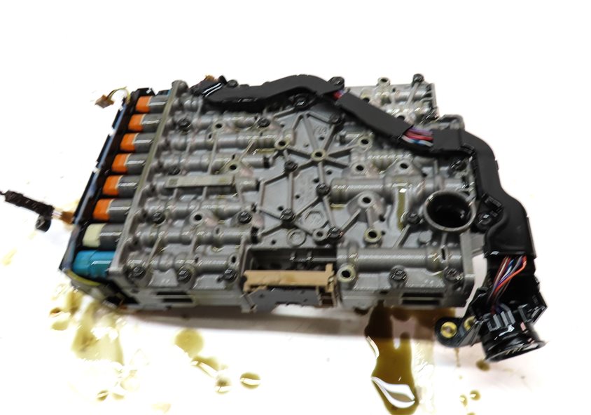 Thumbnail 5: 15-17 AUDI SQ5 (B8 8R) 3.0L 8-SPEED QCY A/T AUTOMATIC TRANSMISSION VALVE BODY
