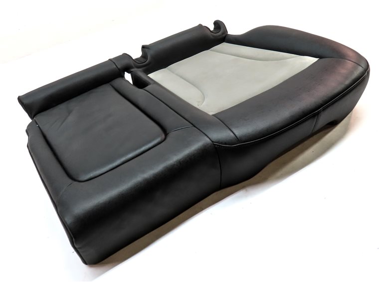 Thumbnail 3: 2015 AUDI SQ5 (B8 8R) REAR LEFT & CENTER SEAT LOWER BOTTOM CUSHION (Silver)